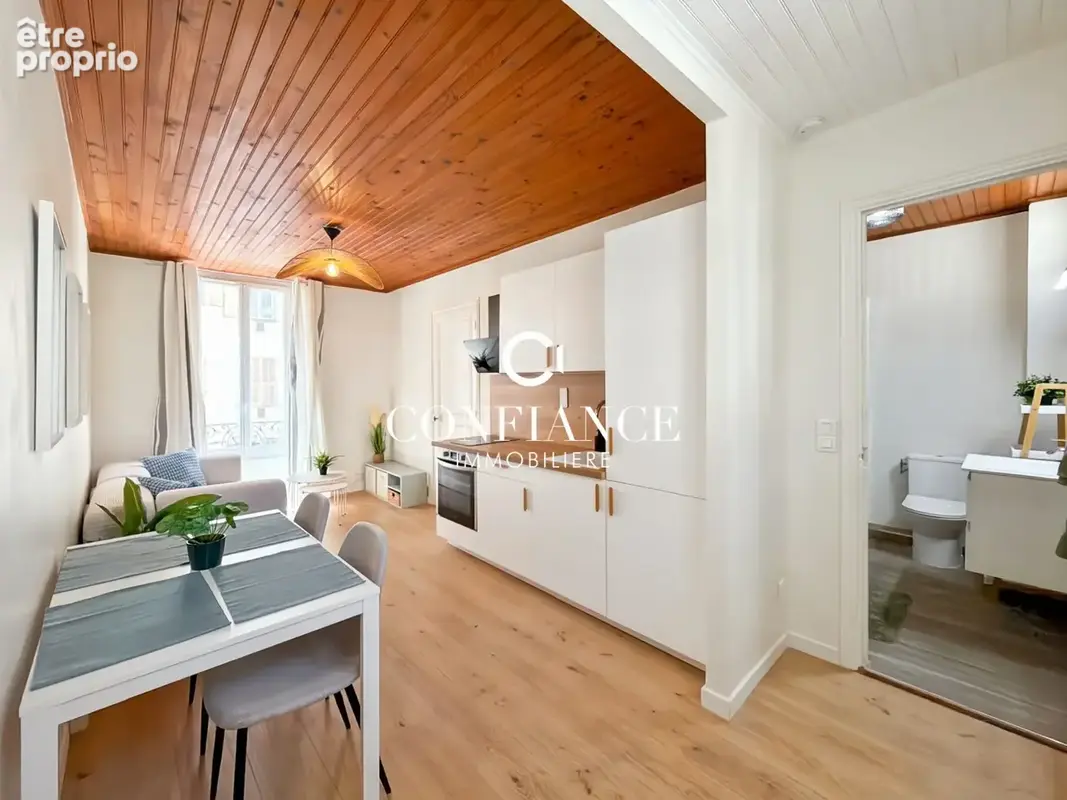 Appartement 3 pièces 45 m² à vendre à Nice (06300) - photo 2