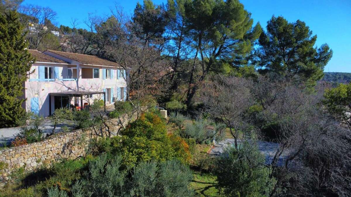 Maison à DRAGUIGNAN