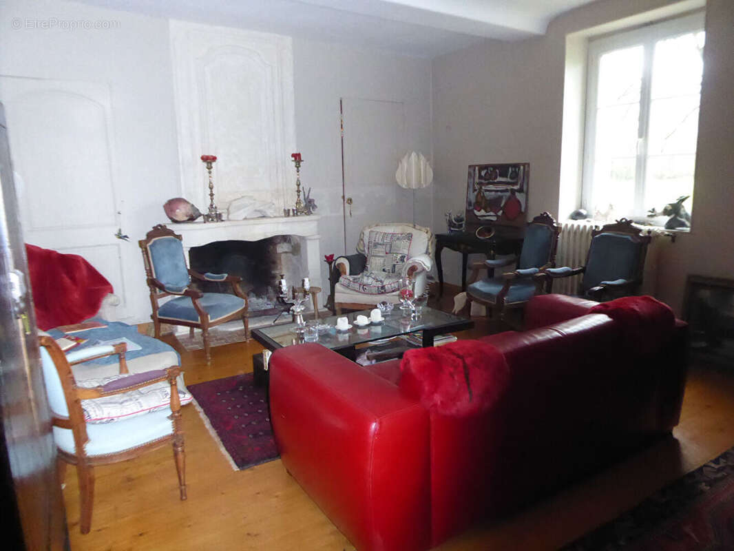 Maison à PONT-L'EVEQUE