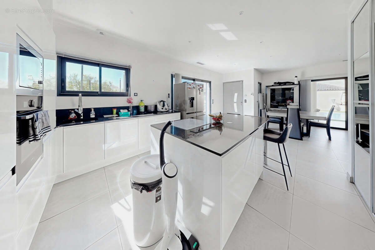 Maison à LES PENNES-MIRABEAU