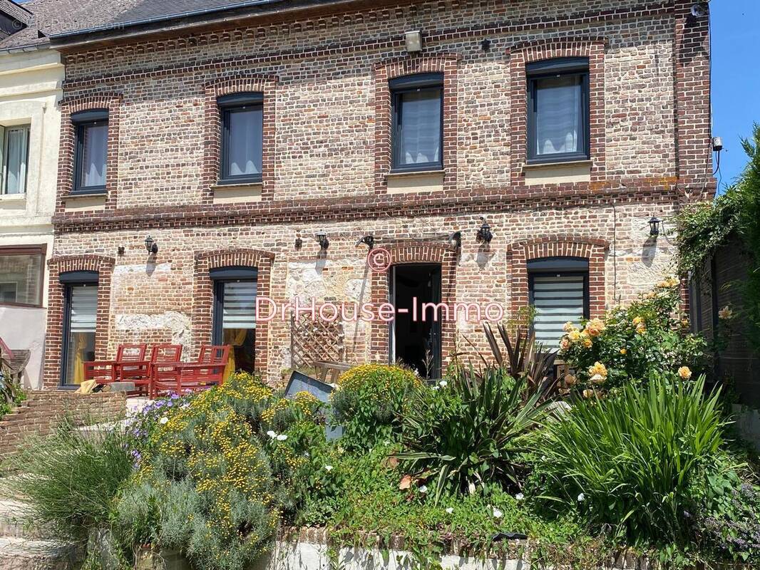 Maison à SAINT-PIERRE-DE-VARENGEVILLE