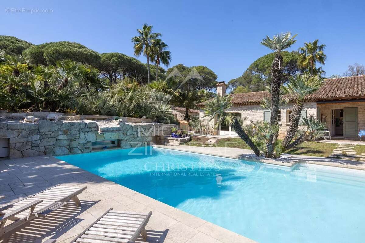 Maison à SAINT-RAPHAEL