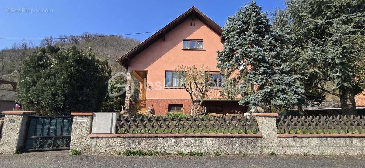 Maison traditionnelle – 2 logements – 9,45 ares - photo 13