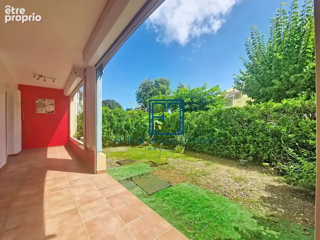 Le Gosier – T3 avec jardin privatif, piscine et accès direct à la plage - photo 5
