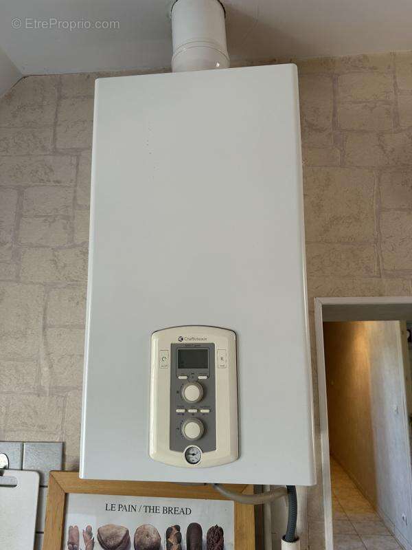 Appartement à COUR-CHEVERNY