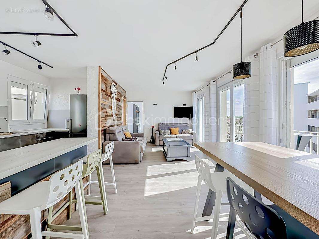 *** Magnifique appartement T3 de 67m2 avec terrasse de 15m2 VUE MER à Palavas *** - photo 8