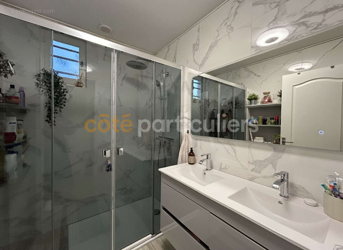 Maison à LIMEIL-BREVANNES