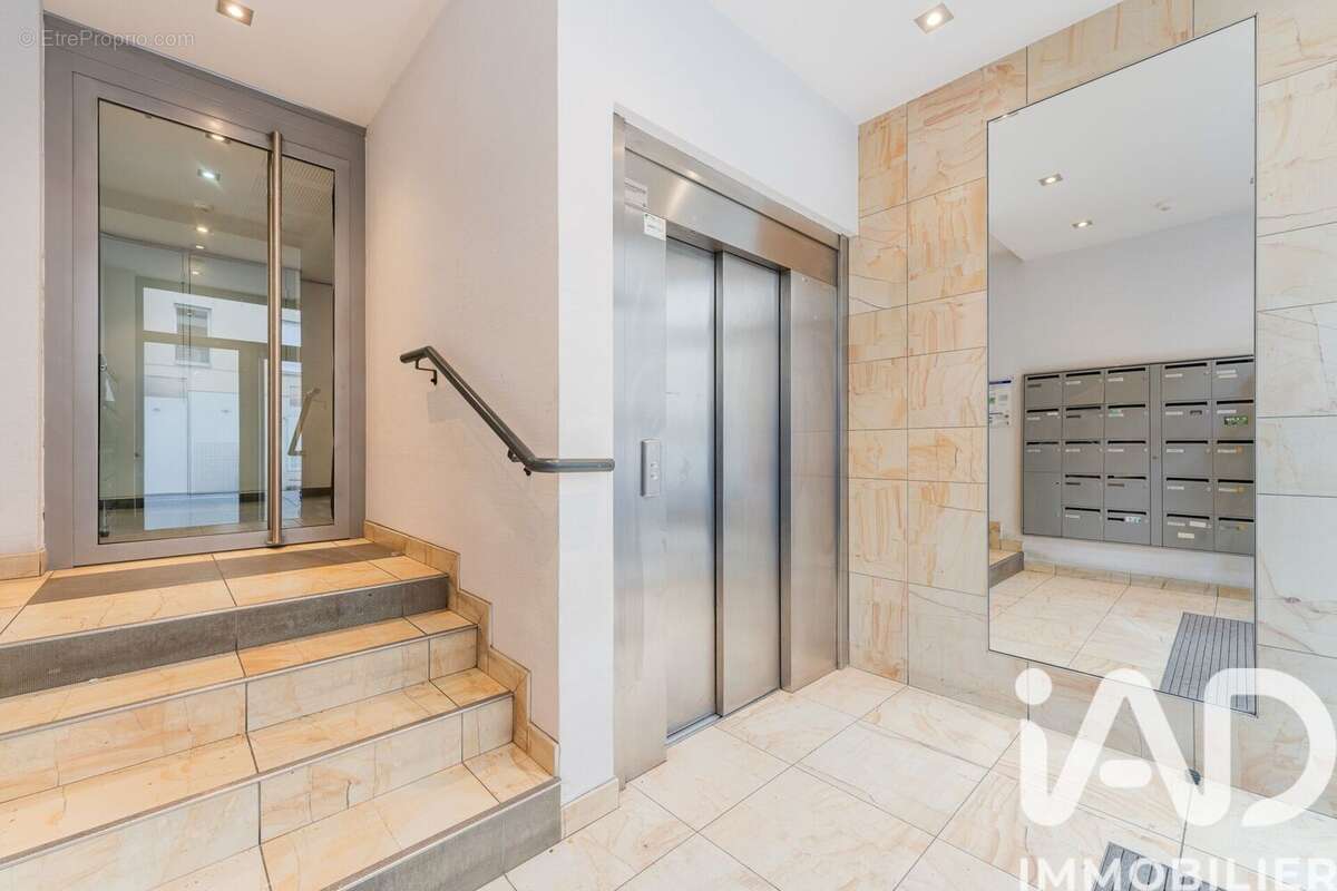 Photo 9 - Appartement à LYON-9E