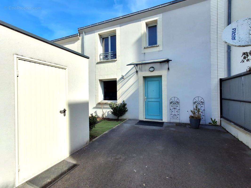 Maison à COMPIEGNE