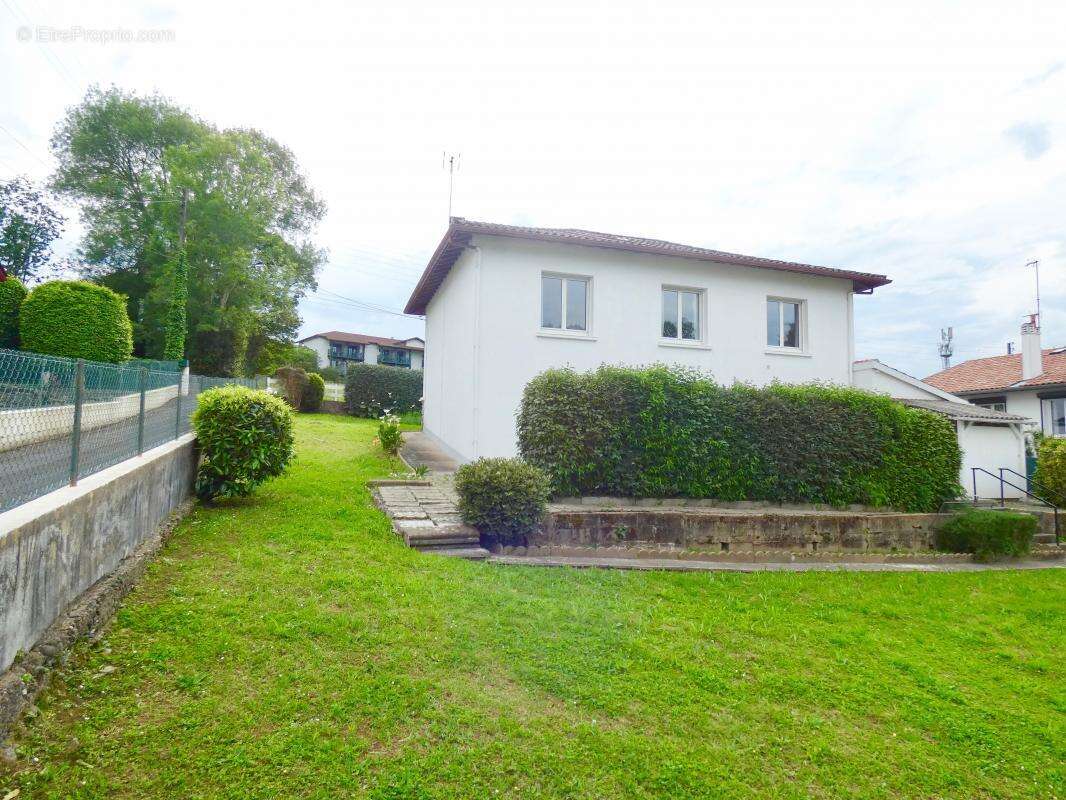 Maison à CAMBO-LES-BAINS