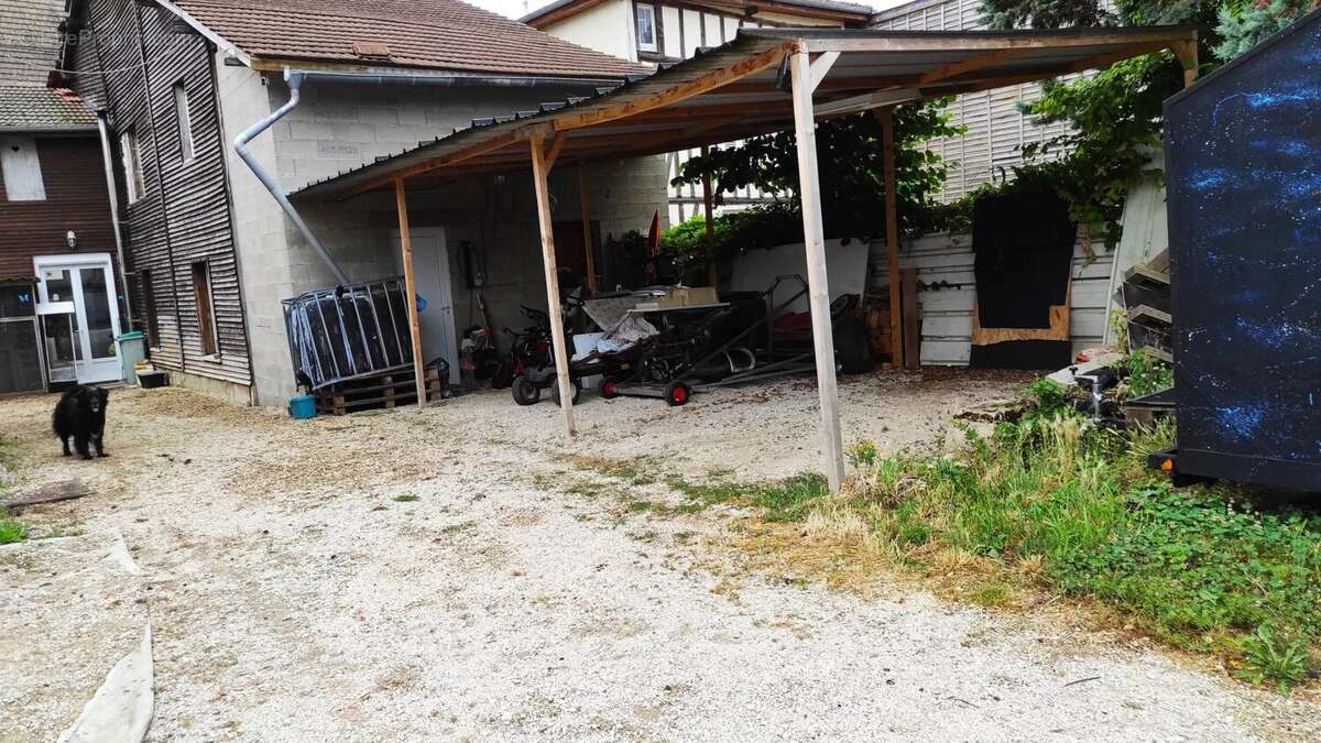 Maison à HUMBECOURT