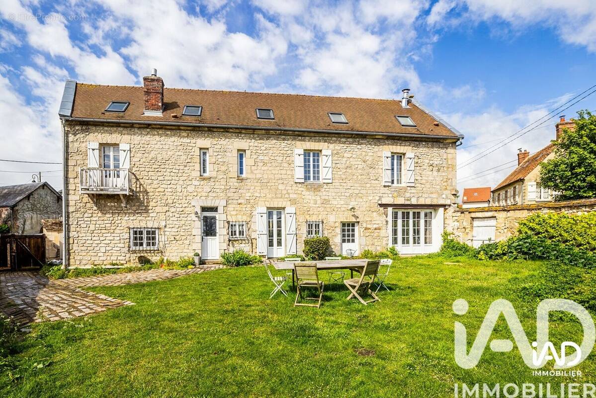 Photo 1 - Maison à MARINES