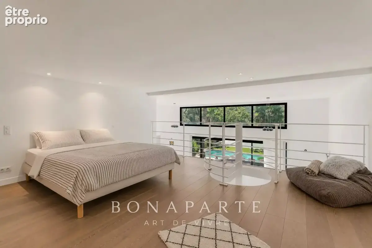 Proche sainte maxime - spacieuse villa contemporaine de 4 chambres - photo 9