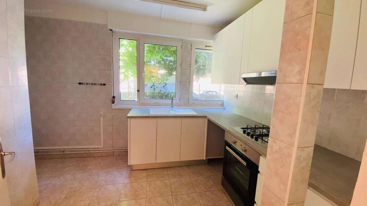 Appartement à MONTROUGE