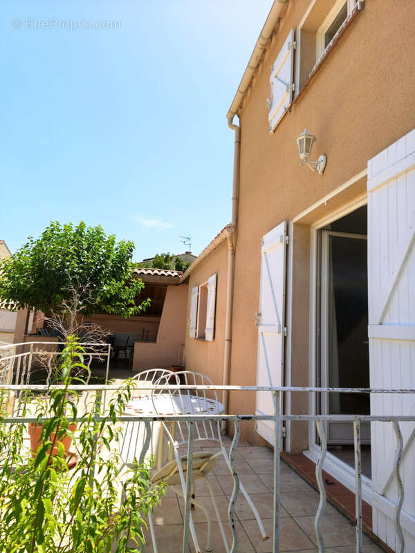 Maison à MOUSSAN
