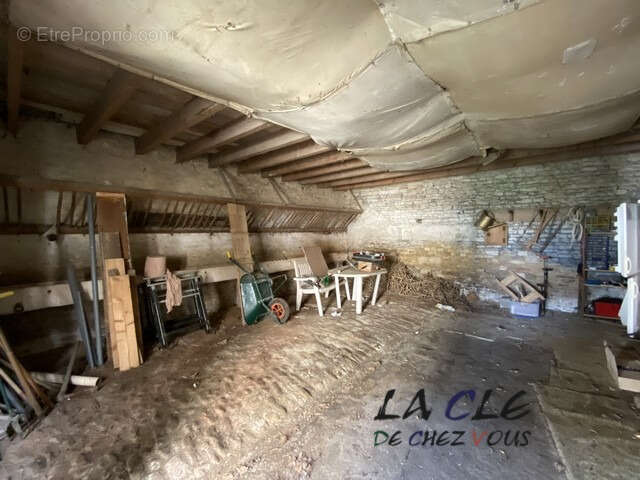 Dependance a rehabiliter - photo 2