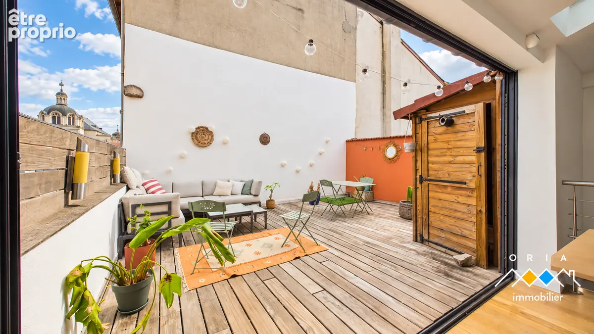 NANCY - Appartement atypique en triplex avec terrasse - photo 2