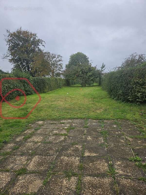 Maison à MONCHY-SUR-EU