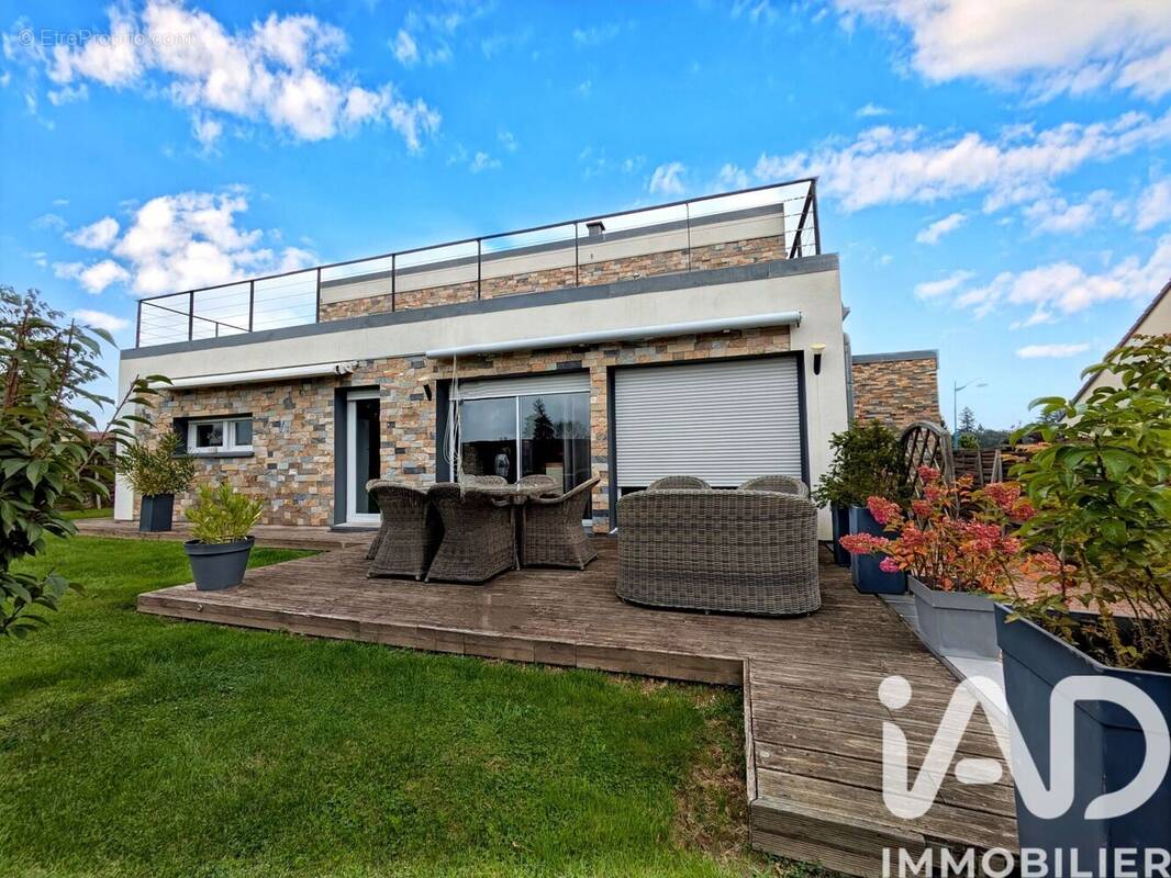 Photo 1 - Maison à BOUSSAC