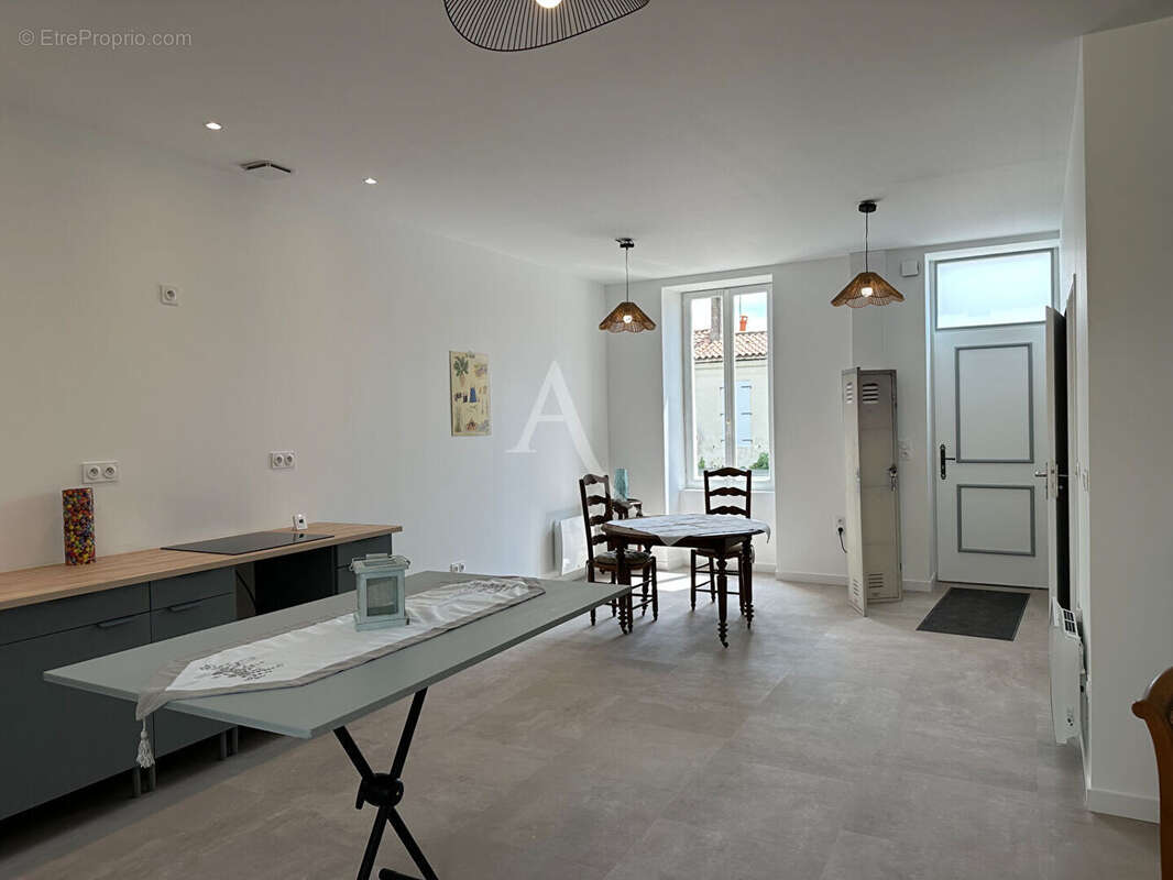 Maison à ROCHEFORT