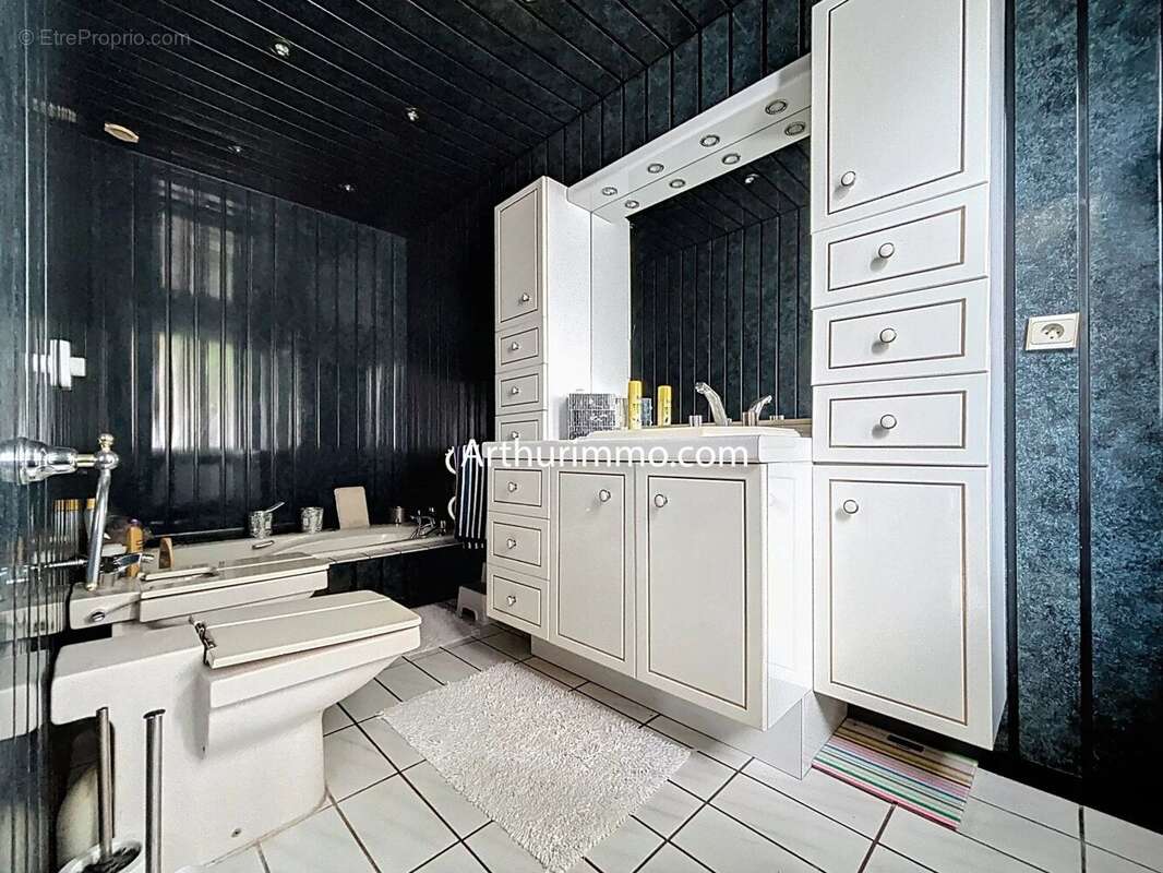 Maison à LIMEIL-BREVANNES