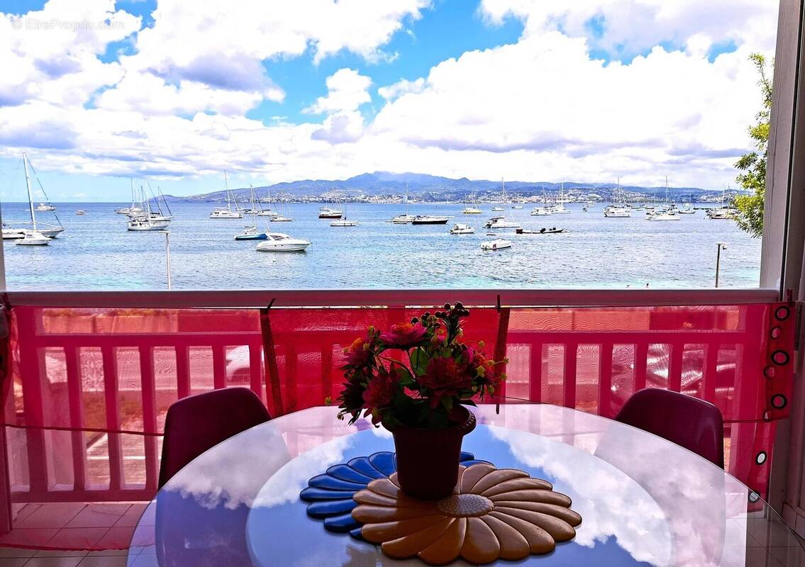 Appartement à LES TROIS-ILETS