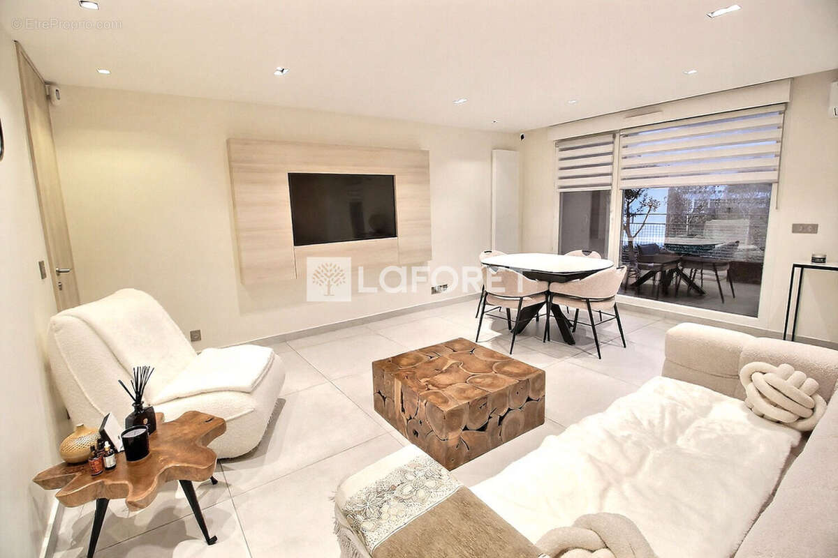 Appartement à GENNEVILLIERS