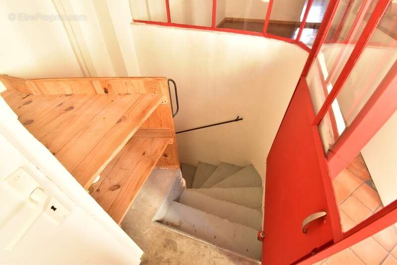 Appartement à FORCALQUIER