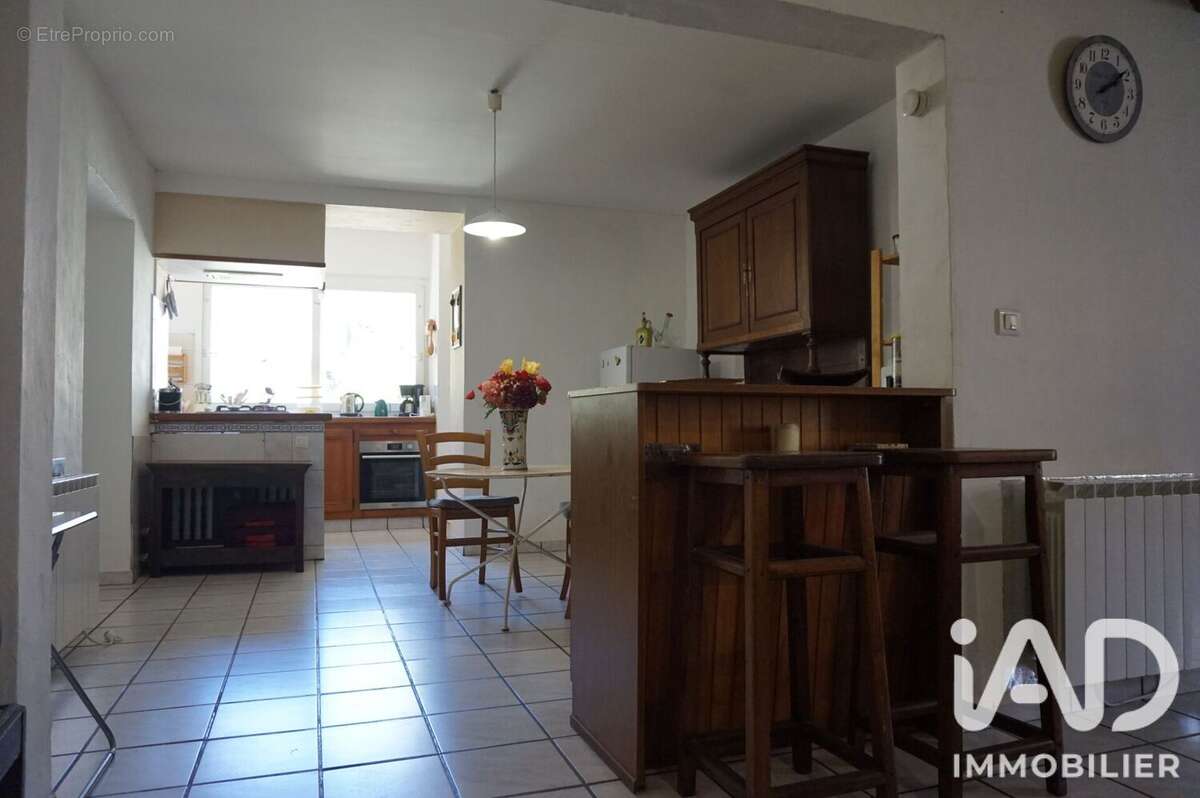 Appartement 102 m² à Vals-Les-Bains  - photo 2