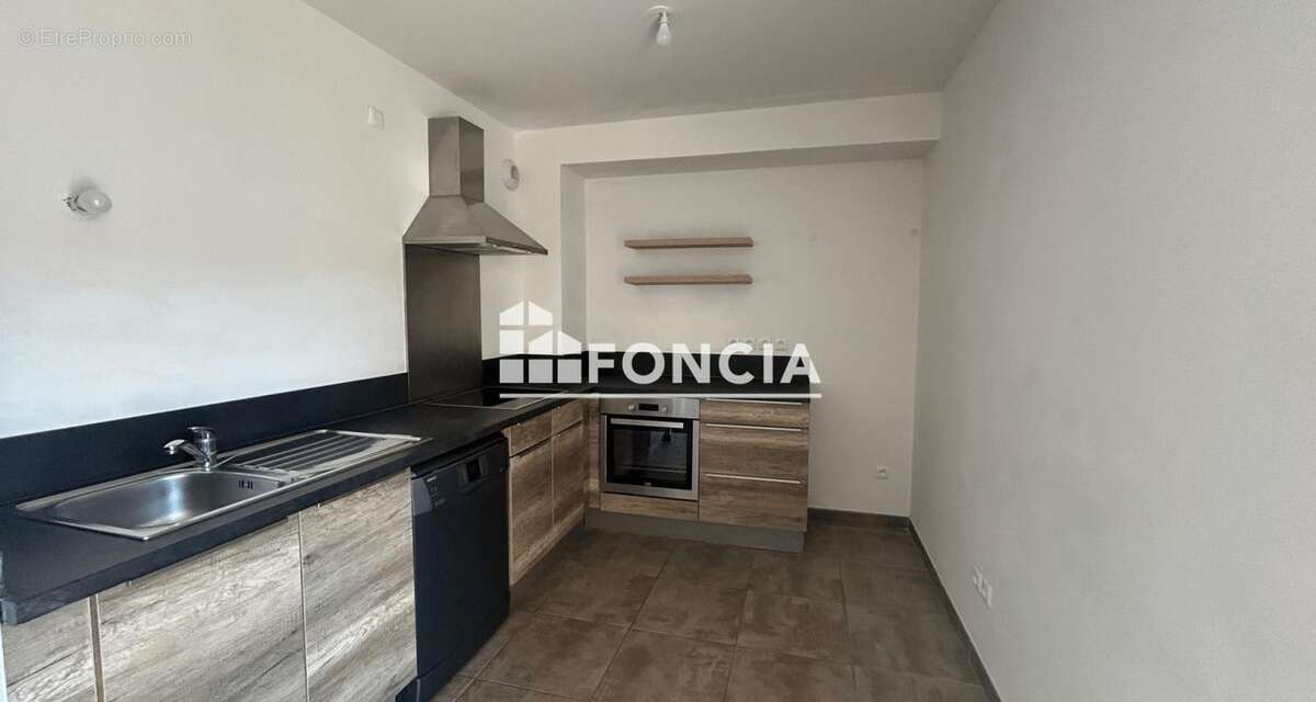 Appartement à LE PONTET