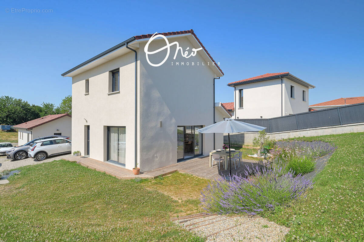 Maison à DIEMOZ