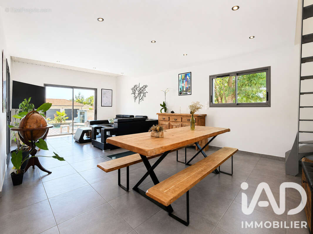 Maison 164 m² à Mios  - photo 5