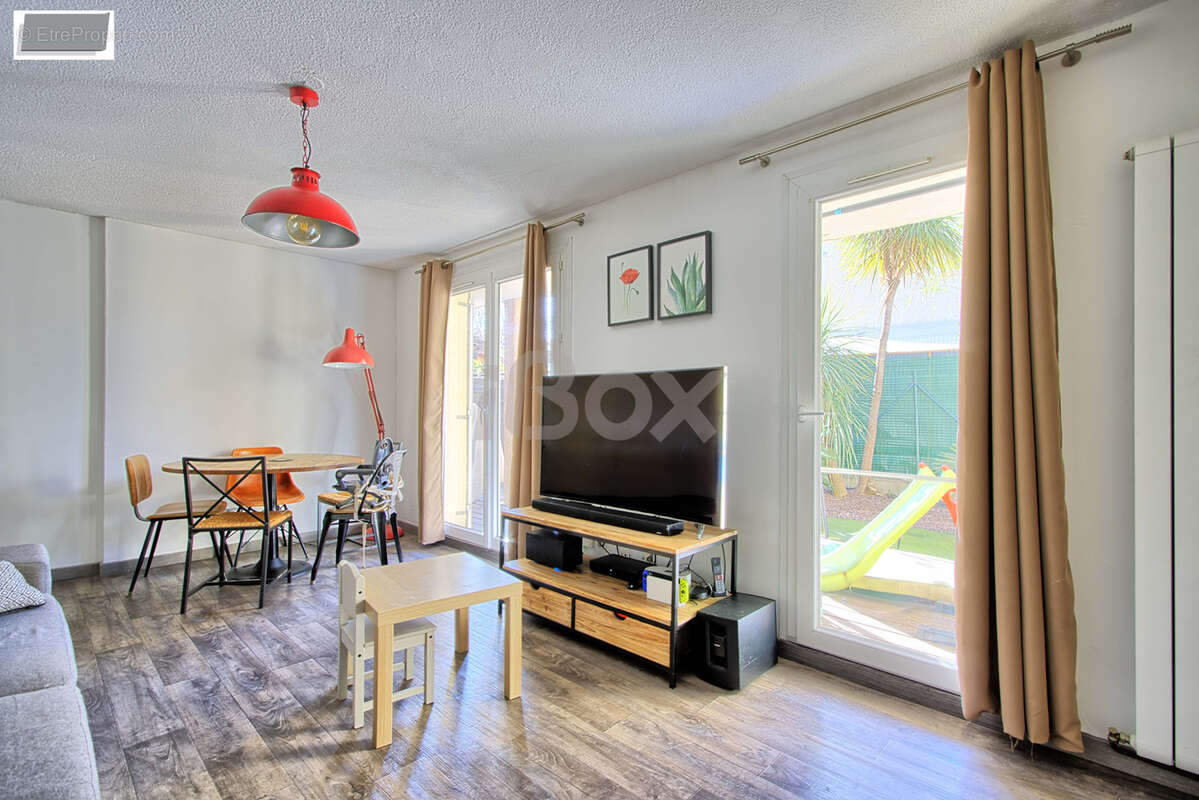 Appartement à LA VALETTE-DU-VAR