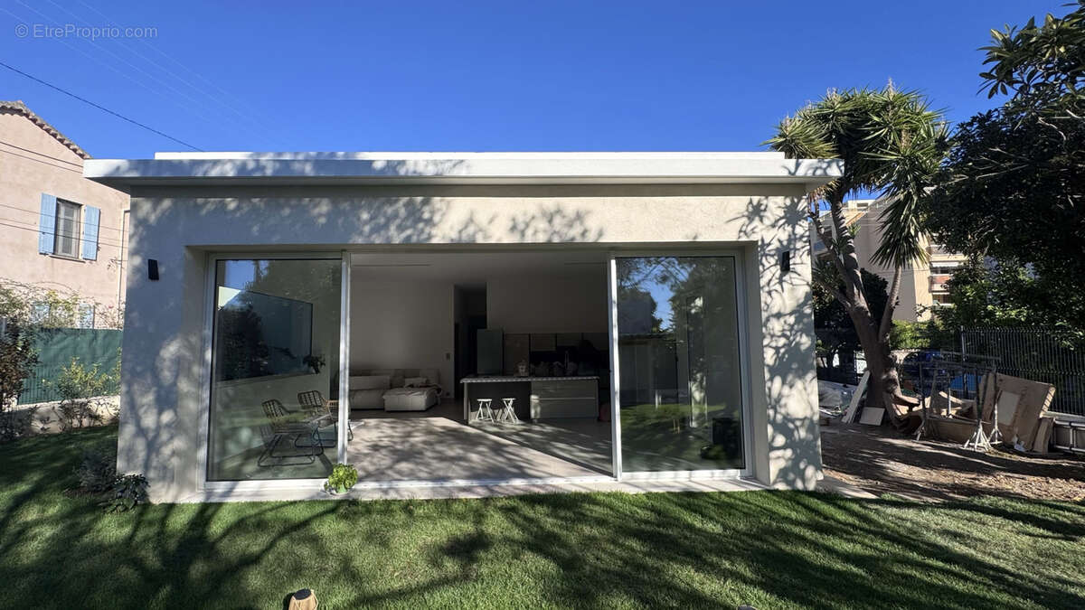 Maison à CAGNES-SUR-MER