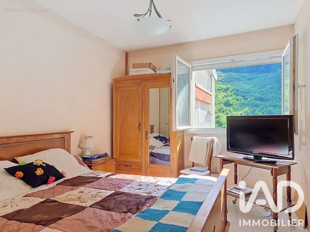 Appartement 94 m² à La Mouille  - photo 4