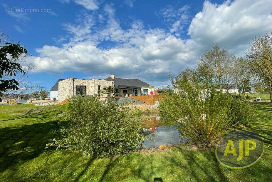 Maison à SAINT-GEORGES-SUR-LOIRE