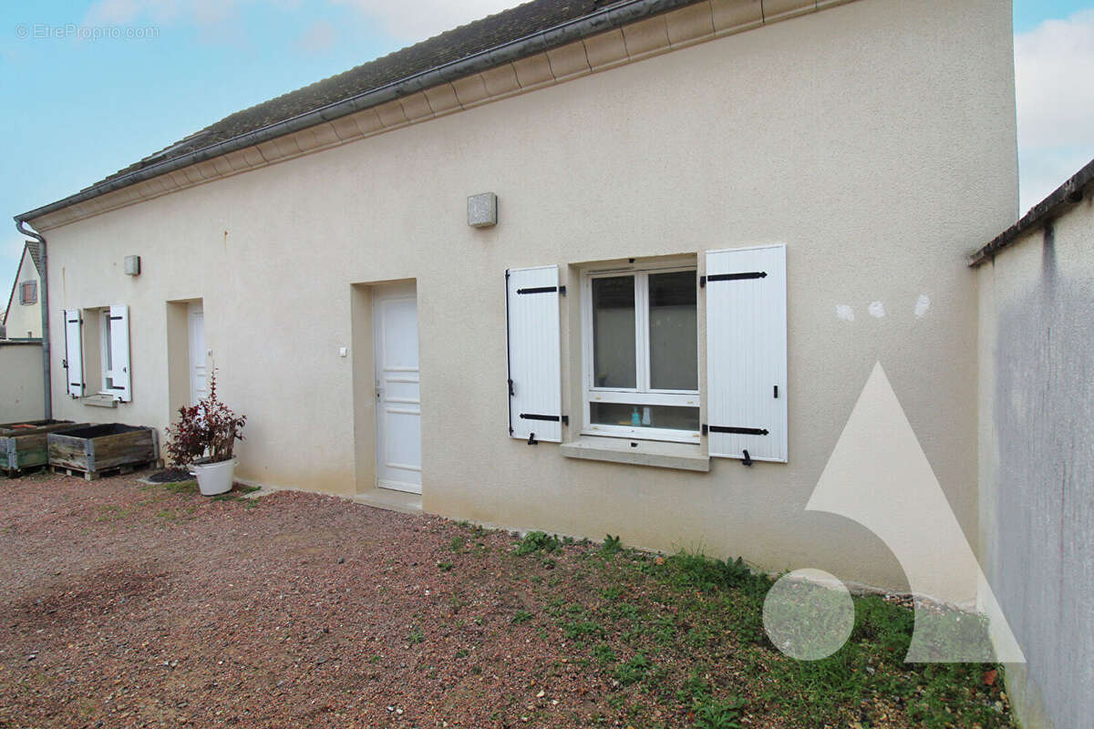 Maison Longueil Sainte Marie 3 pièce(s) 61 m2 - photo 2