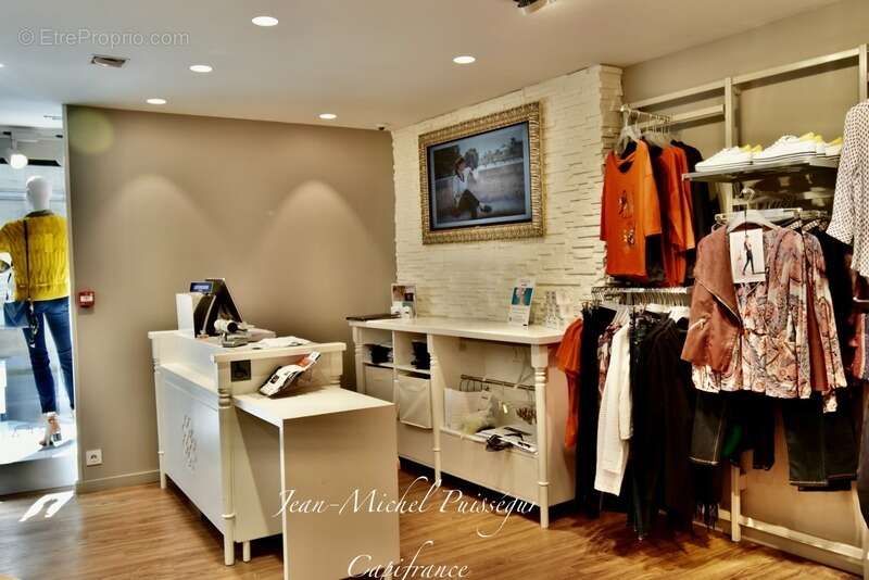 Dpt Haute Garonne (31), à vendre coeur de ville de SAINT GAUDENS Local commercial de 200 m2 - photo 3