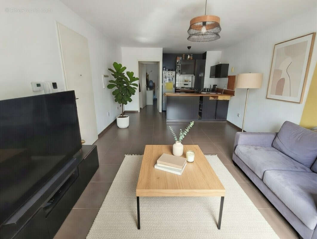 Appartement à LE ROVE