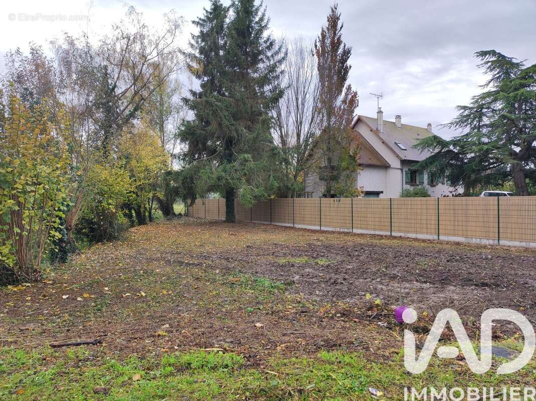 Terrain 434 m² à Rouvres  - photo 3