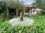 Maison à TOURRETTES