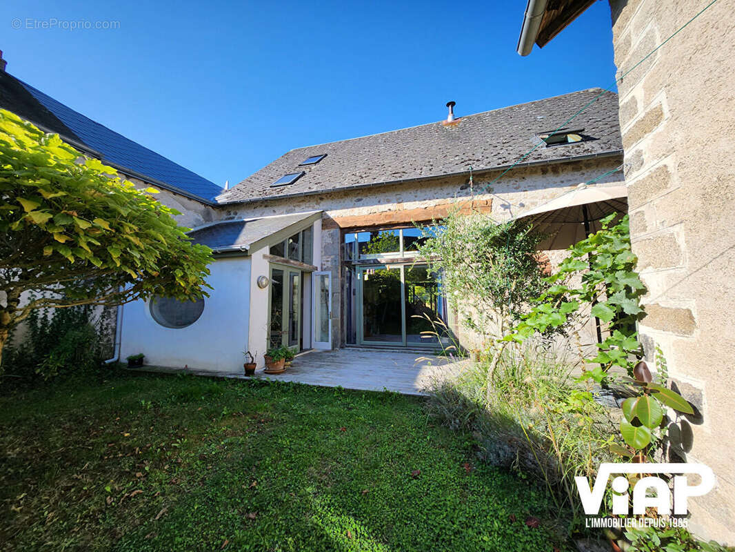 Maison à LA SOUTERRAINE