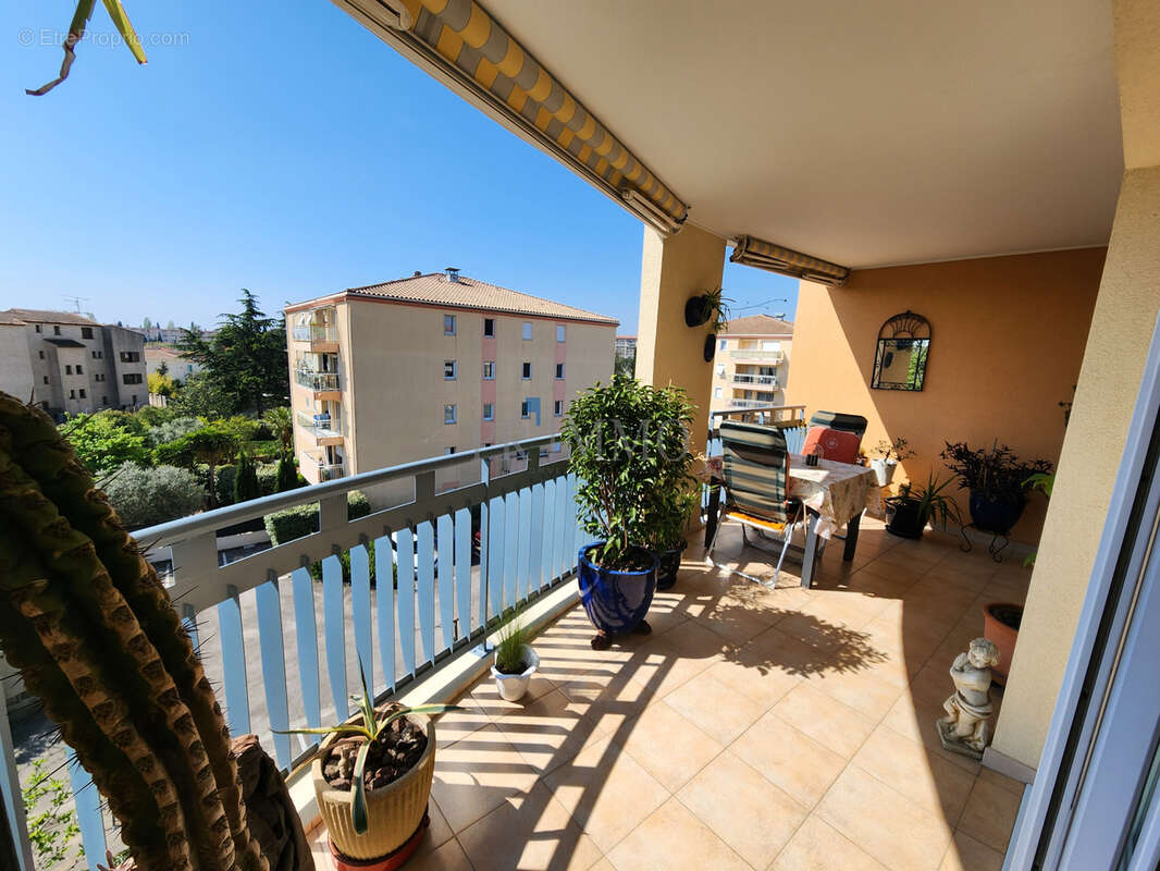Appartement à FREJUS