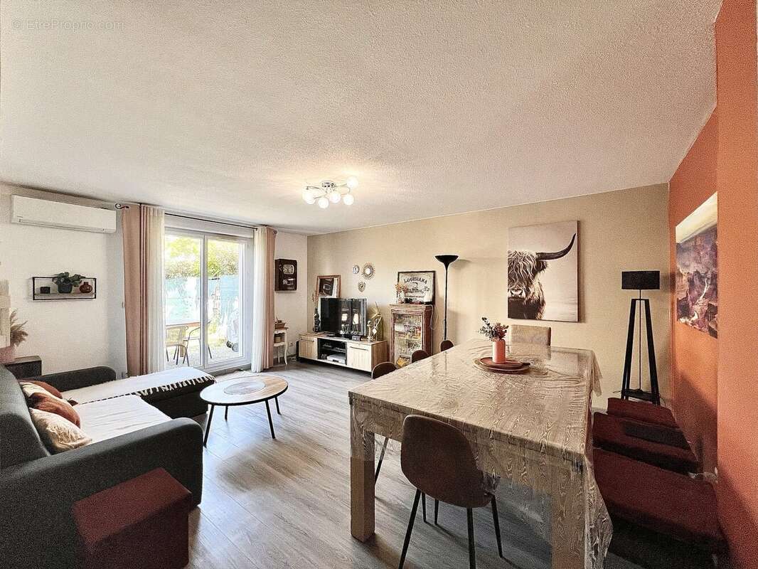 Maison 80 m² à Pont-De-Cheruy  - photo 2