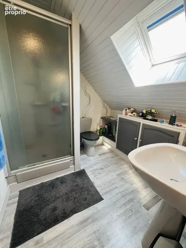 Belle maison familiale avec jardin, garage et dépendance aménagée au coeur de Poilly lez Gien - photo 13
