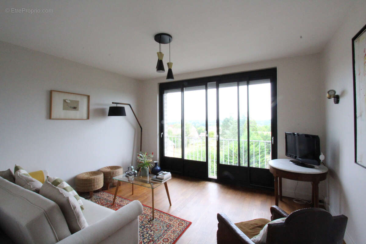 Appartement à LA CHARITE-SUR-LOIRE