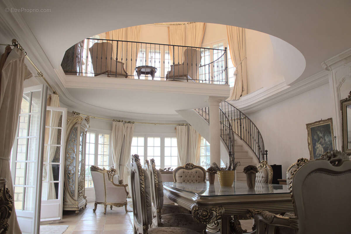 Propriété d'Exception entre Montpellier et Sète  650 m² · 2,5 ha · Vue Mer Panoramique à 180° - photo 5