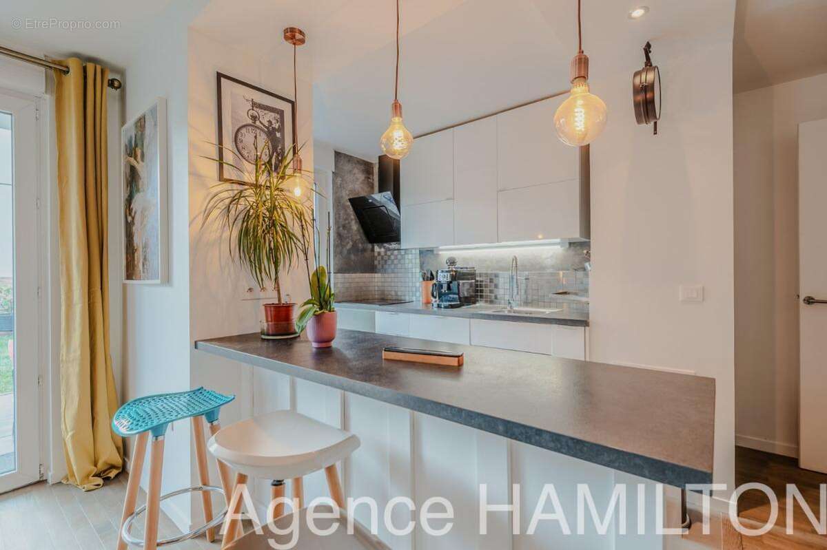 Appartement à NANTERRE