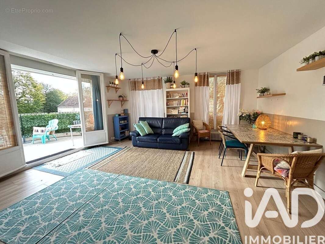 Photo 2 - Appartement à GUIGNES