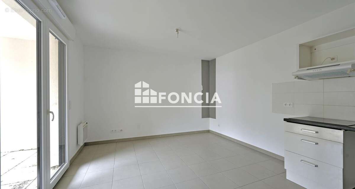 Appartement à SAINT-JEAN-DE-VEDAS